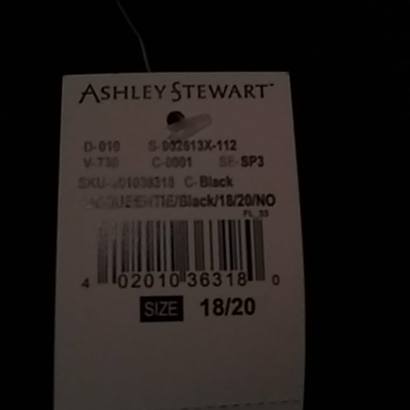 Dress - Picture 5 of 5